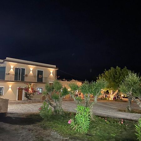 B&B Tenuta San Michele Capaccio ภายนอก รูปภาพ